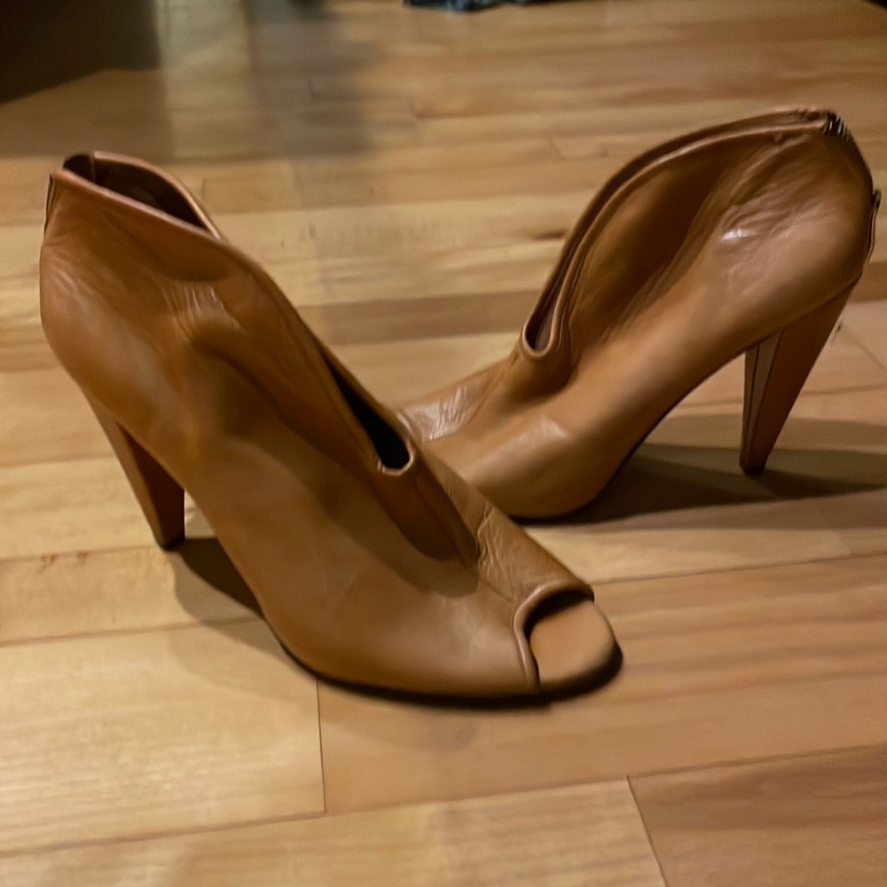 Vince camuto shoes